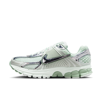 W+NIKE+ZOOM+VOMERO+5+CHROME.png